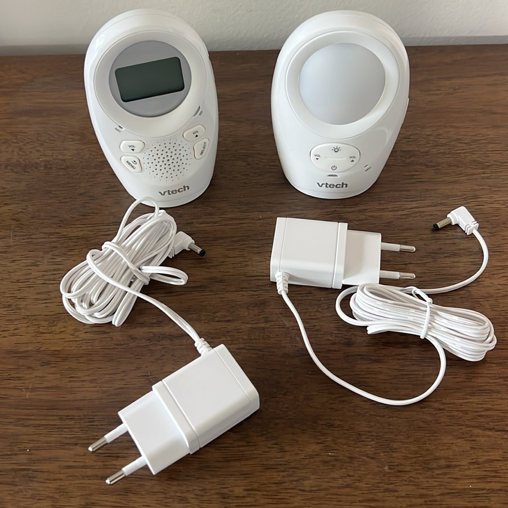 VTech Safe & Sound Baby Monitor/Night Light BM1211 - European Plug
